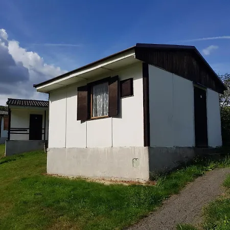 Autocamp Slunce Village de vacances *
