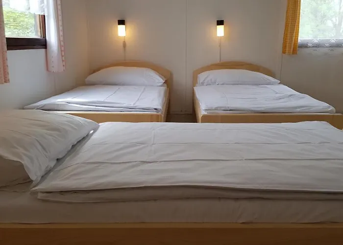 Autocamp Slunce Village de vacances Žandov